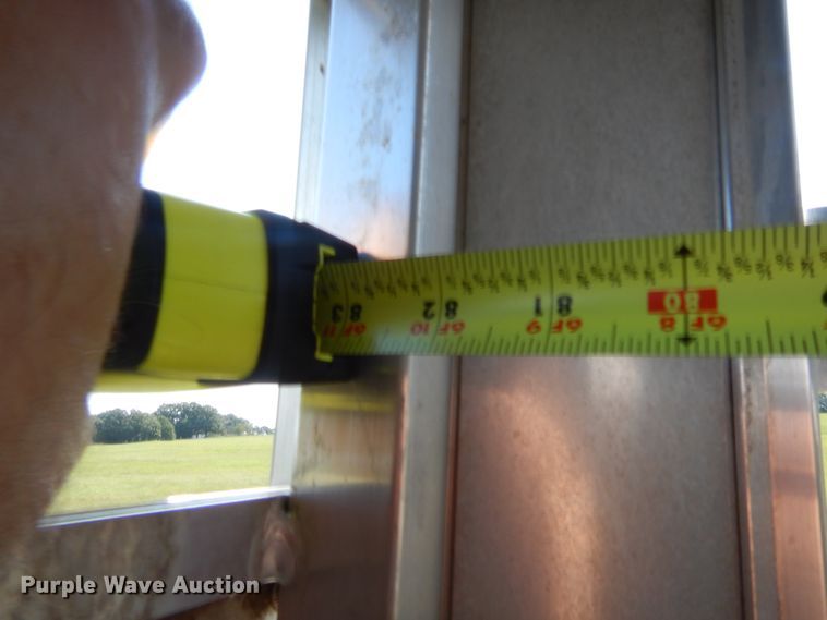 image for item HB9423 2015 Elite horse trailer