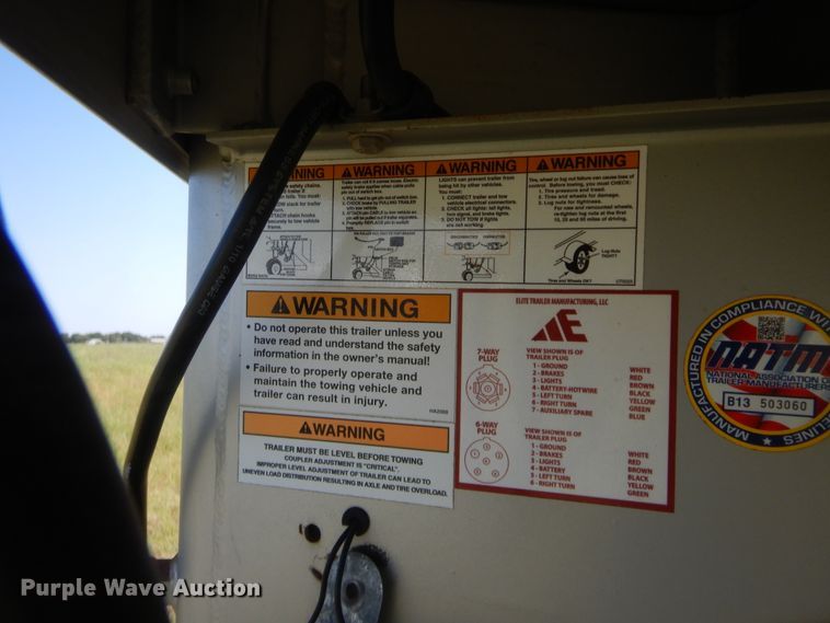 image for item HB9423 2015 Elite horse trailer