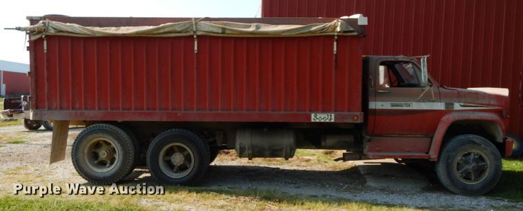 image for item HJ9529 1974 Chevrolet C65  grain truck