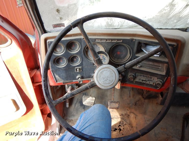 image for item HJ9529 1974 Chevrolet C65  grain truck