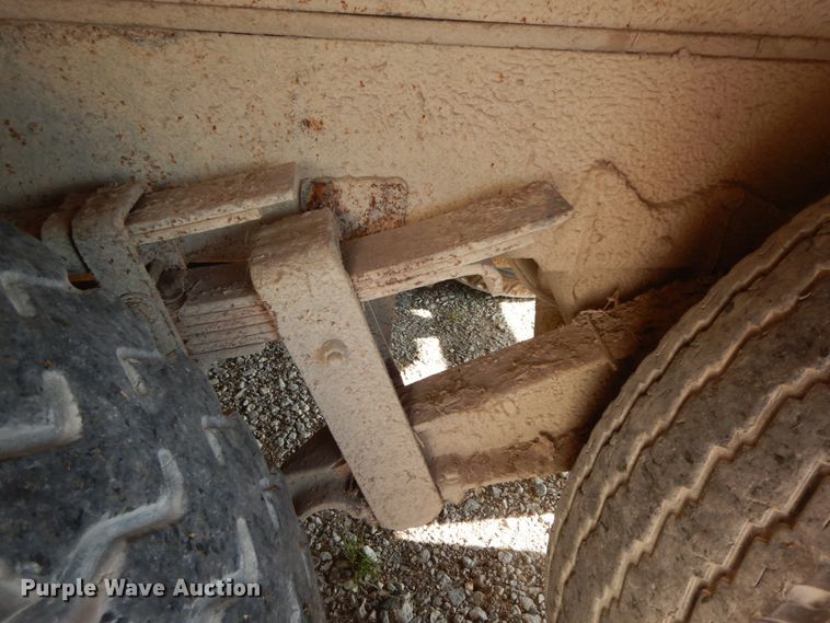 image for item HJ9529 1974 Chevrolet C65  grain truck