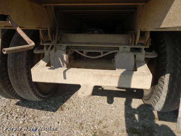 image for item HJ9529 1974 Chevrolet C65  grain truck