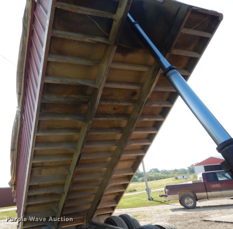 image for item HJ9529 1974 Chevrolet C65  grain truck