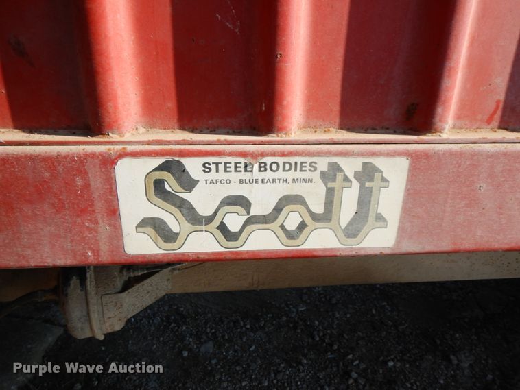 image for item HJ9529 1974 Chevrolet C65  grain truck