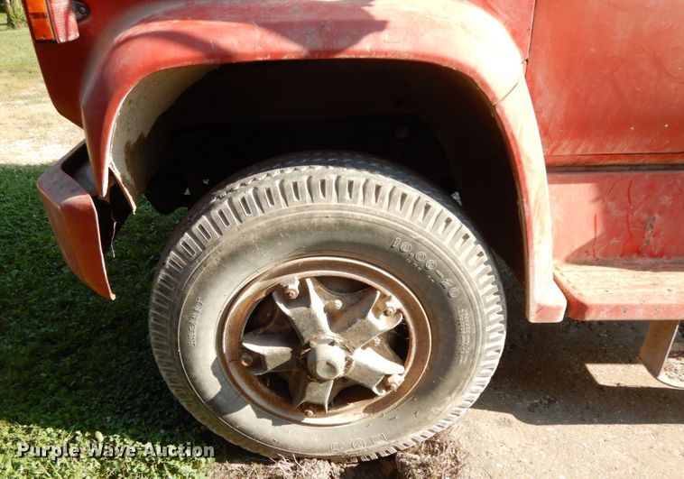 image for item HJ9529 1974 Chevrolet C65  grain truck