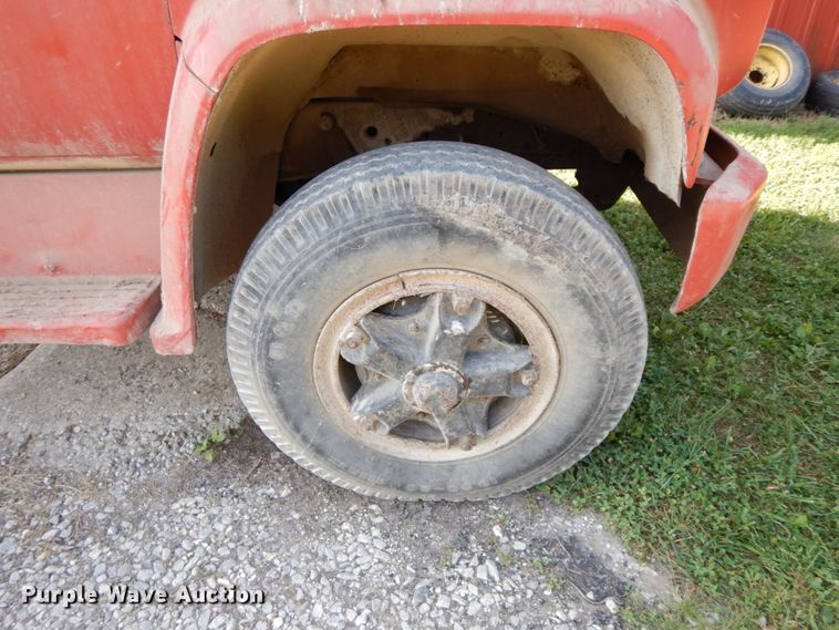 image for item HJ9529 1974 Chevrolet C65  grain truck