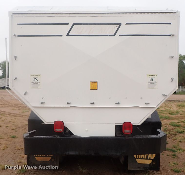 image for item HK9893 1982 Mack MR685S  feed mixer truck