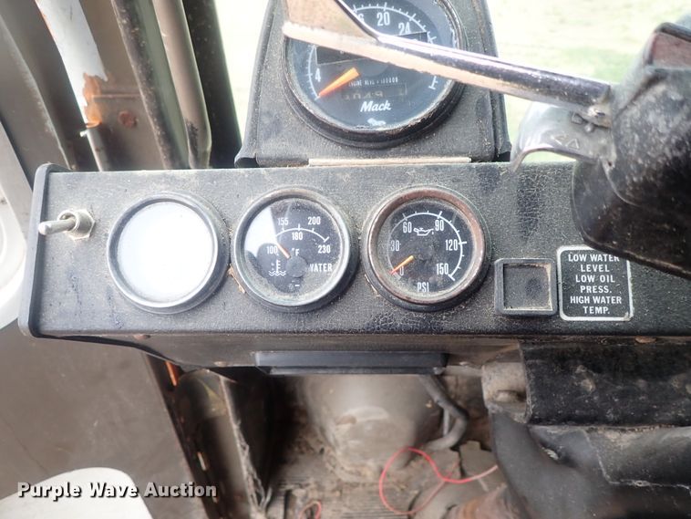 image for item HK9893 1982 Mack MR685S  feed mixer truck