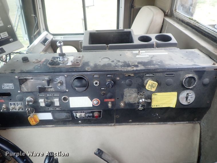 image for item HK9893 1982 Mack MR685S  feed mixer truck