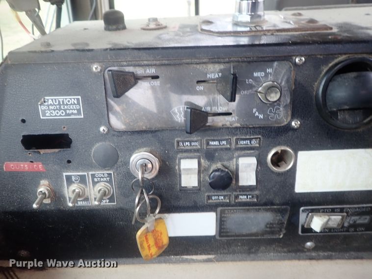 image for item HK9893 1982 Mack MR685S  feed mixer truck