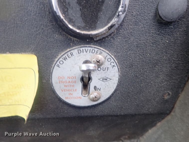 image for item HK9893 1982 Mack MR685S  feed mixer truck