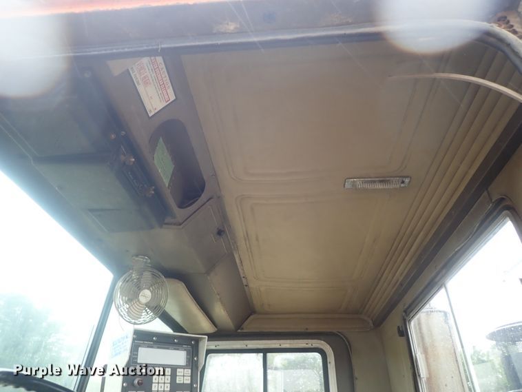 image for item HK9893 1982 Mack MR685S  feed mixer truck