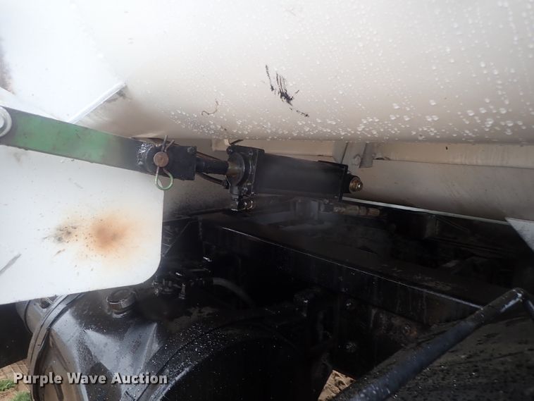 image for item HK9893 1982 Mack MR685S  feed mixer truck