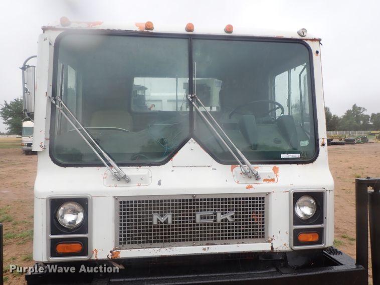 image for item HK9893 1982 Mack MR685S  feed mixer truck