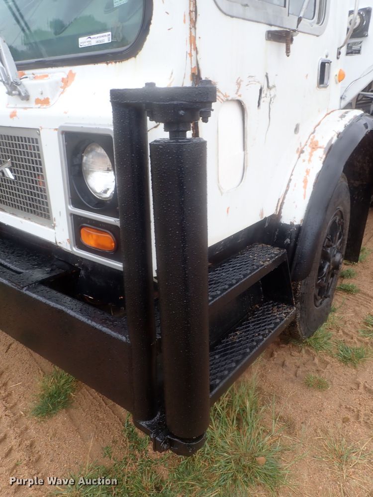 image for item HK9893 1982 Mack MR685S  feed mixer truck