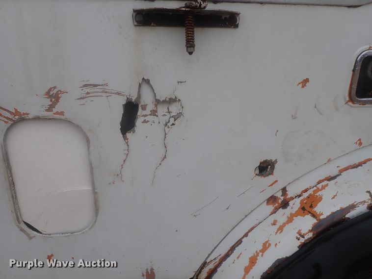 image for item HK9893 1982 Mack MR685S  feed mixer truck