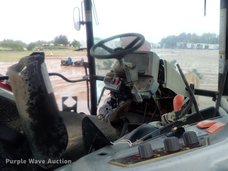 image for item HK9908 Challenger MT465  MFWD tractor