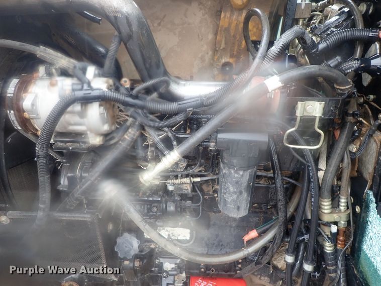 image for item HK9908 Challenger MT465  MFWD tractor