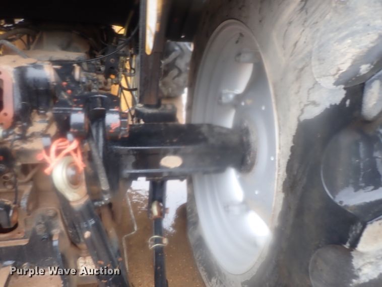 image for item HK9908 Challenger MT465  MFWD tractor