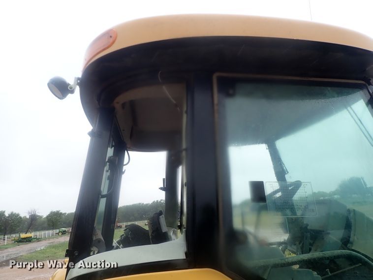 image for item HK9908 Challenger MT465  MFWD tractor