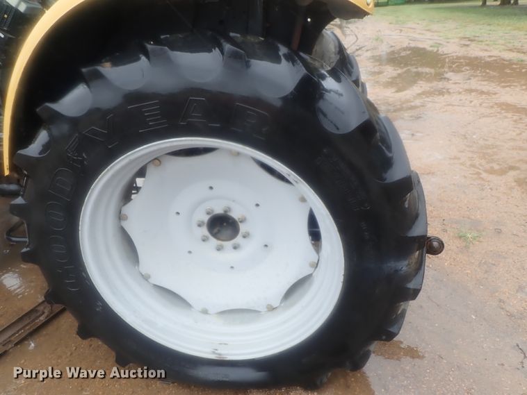 image for item HK9908 Challenger MT465  MFWD tractor