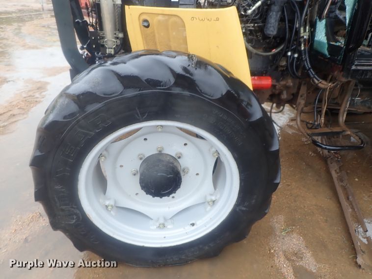 image for item HK9908 Challenger MT465  MFWD tractor