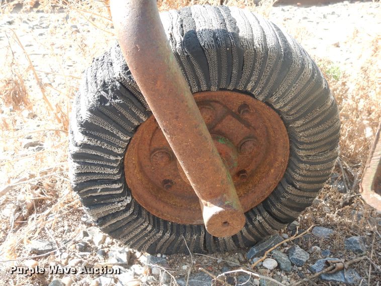 image for item HM9240 John Deere 1408 rotary mower