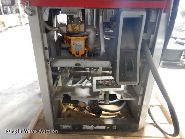 image for item HM9243 Wayne Cenex fuel pump