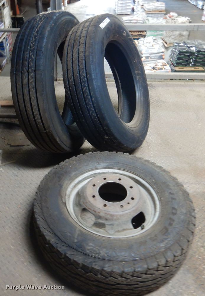 image for item HM9246 (3) tires