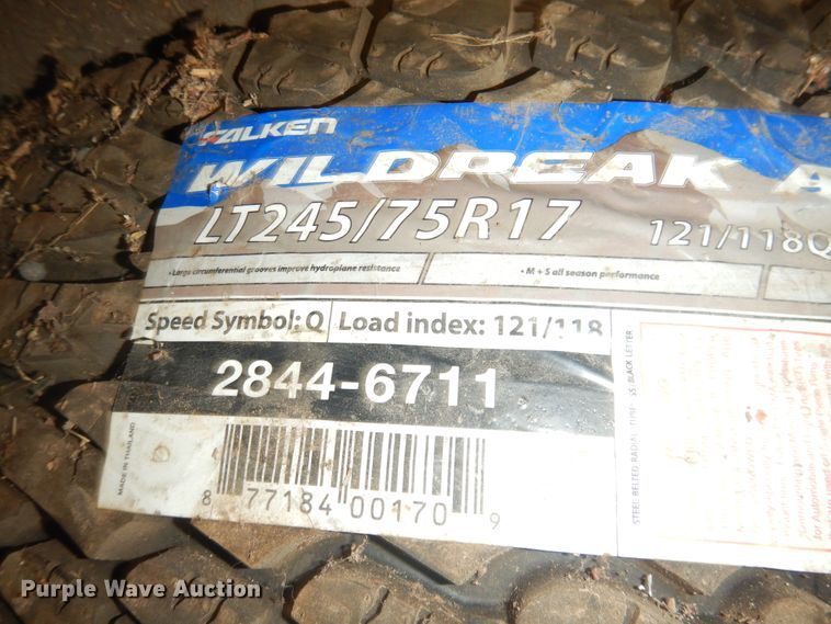 image for item HM9246 (3) tires