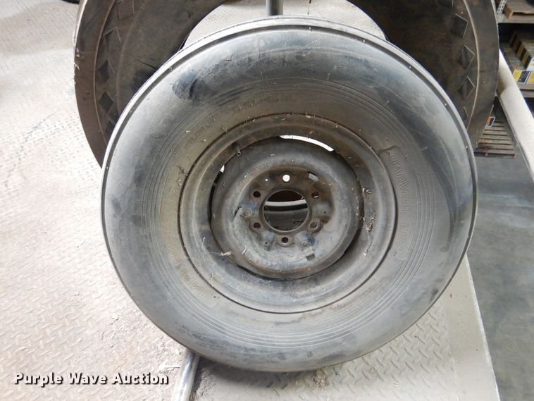 image for item HM9247 (11) implement tires