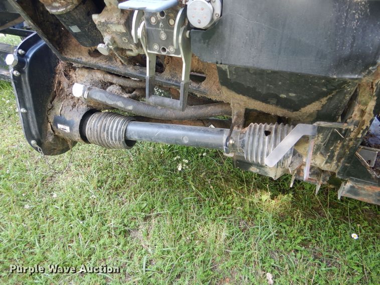 image for item HM9679 2011 Case IH 2162 draper head