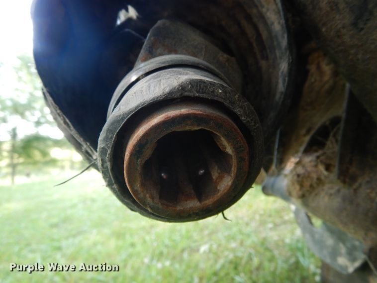 image for item HM9679 2011 Case IH 2162 draper head