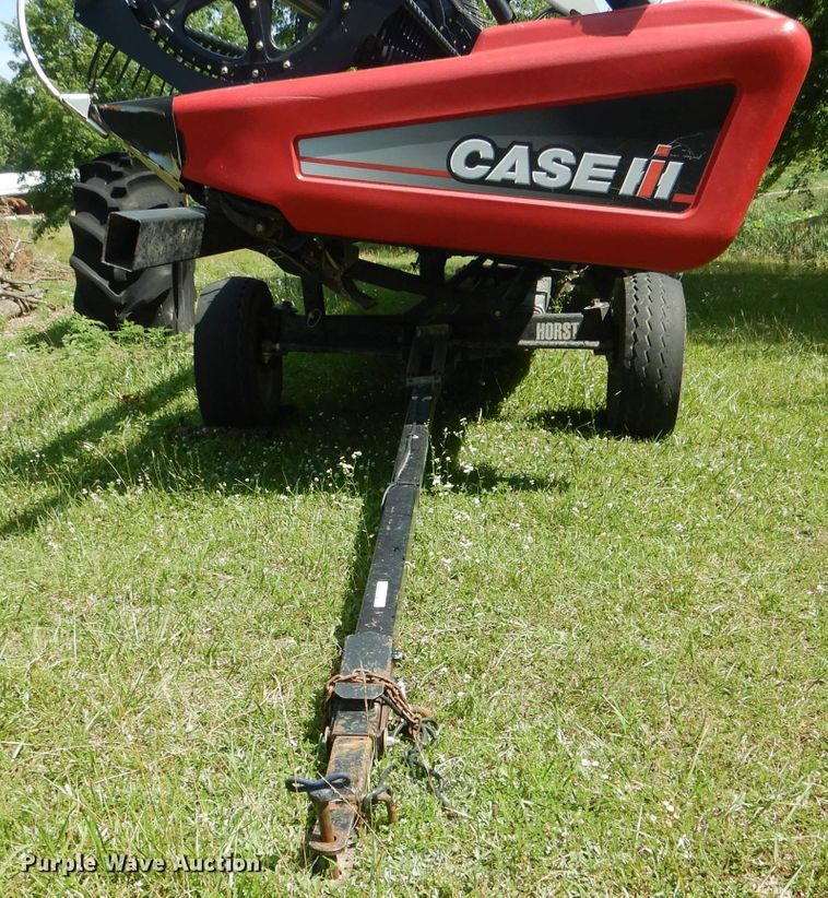 image for item HM9679 2011 Case IH 2162 draper head