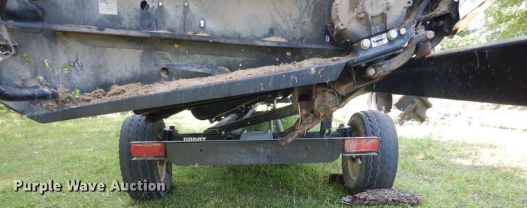 image for item HM9679 2011 Case IH 2162 draper head