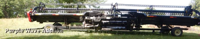 image for item HM9679 2011 Case IH 2162 draper head