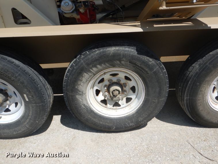 image for item HM9682 Unverferth Seed Runner 3750 seed tender