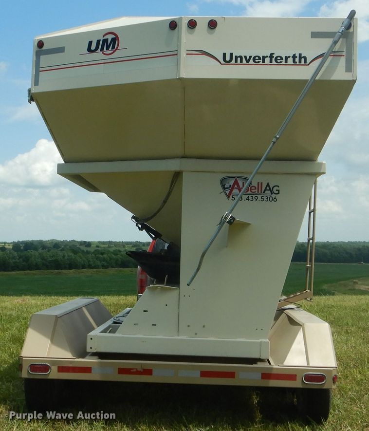 image for item HM9684 Unverferth Seed Runner 3750 seed tender