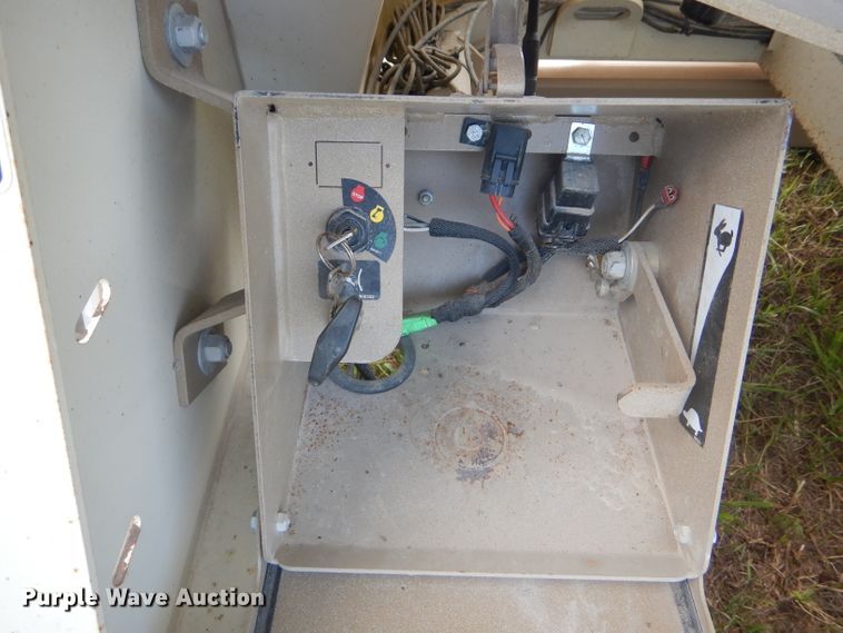 image for item HM9684 Unverferth Seed Runner 3750 seed tender