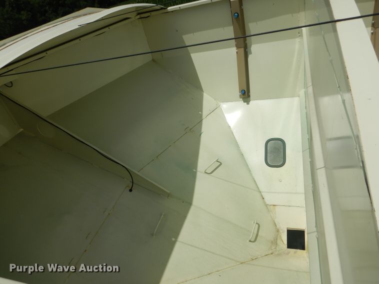 image for item HM9684 Unverferth Seed Runner 3750 seed tender