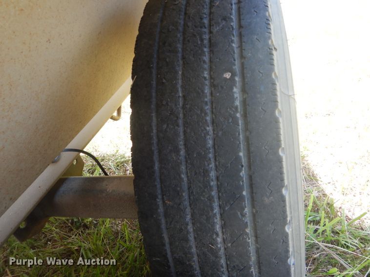 image for item HM9684 Unverferth Seed Runner 3750 seed tender