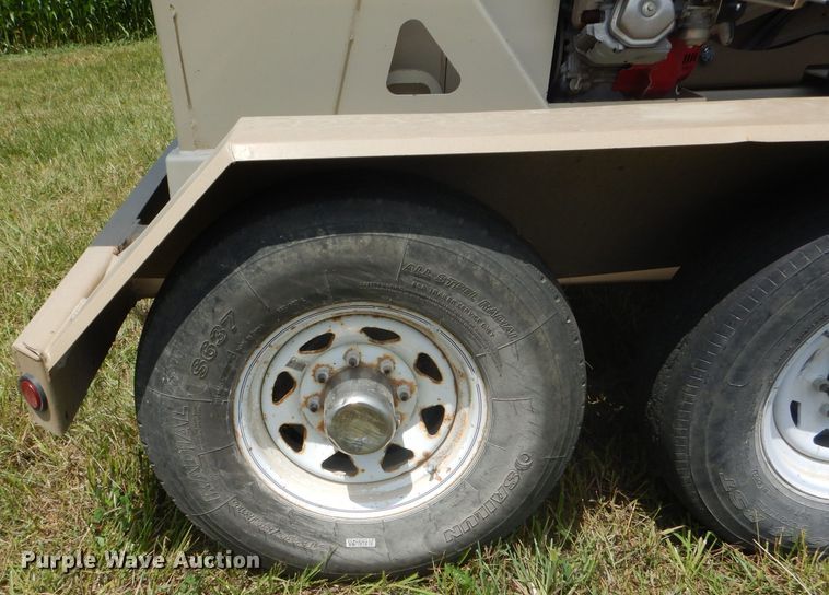 image for item HM9684 Unverferth Seed Runner 3750 seed tender