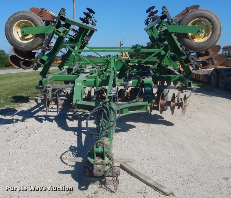 image for item HM9687 John Deere 512 disk ripper