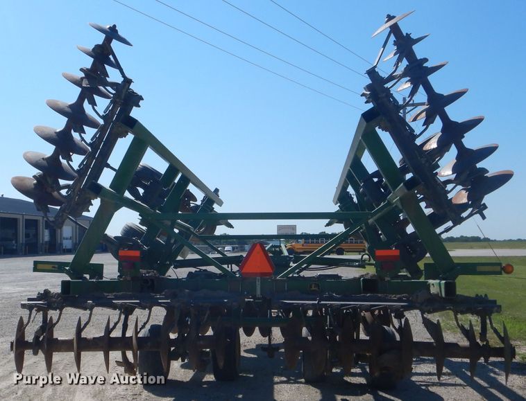image for item HM9687 John Deere 512 disk ripper