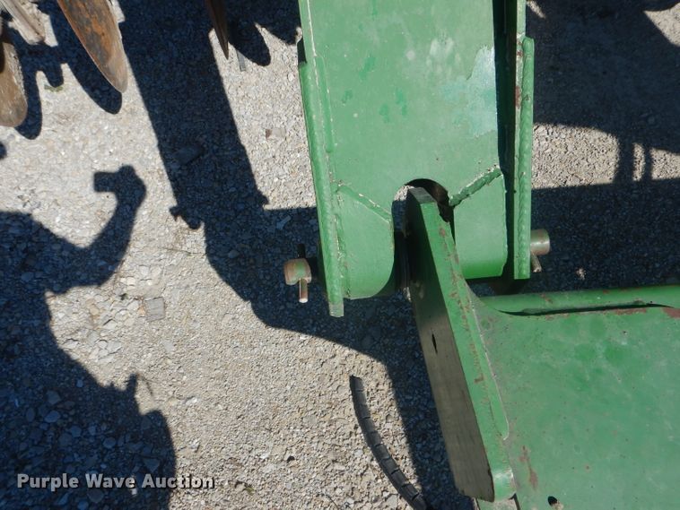 image for item HM9687 John Deere 512 disk ripper