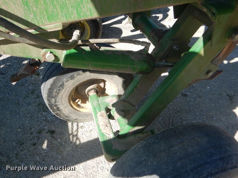 image for item HM9687 John Deere 512 disk ripper