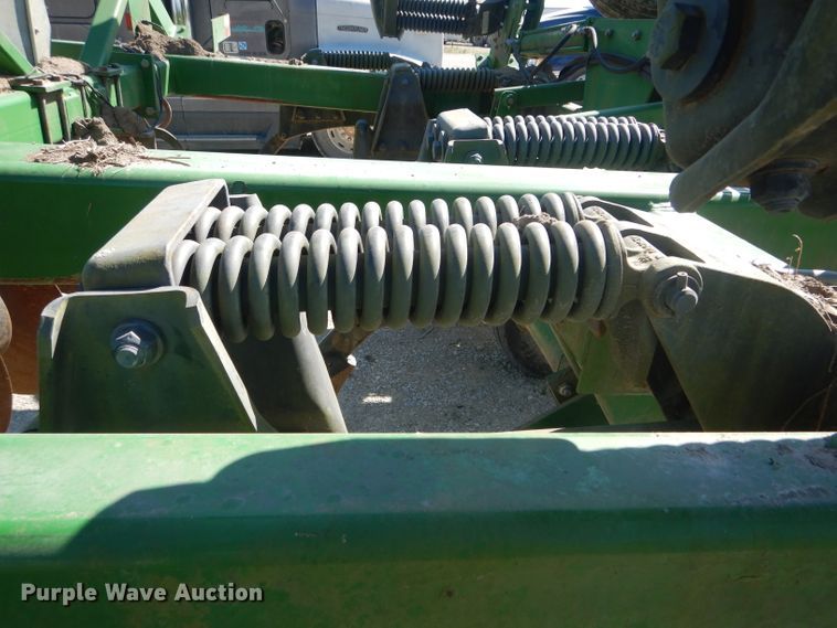 image for item HM9687 John Deere 512 disk ripper