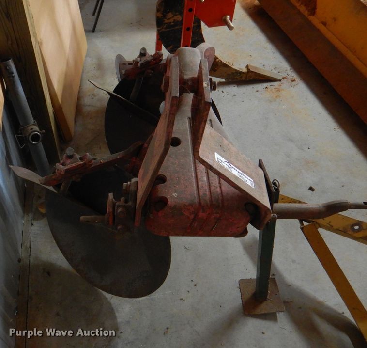 image for item HR9524 Two disk plow
