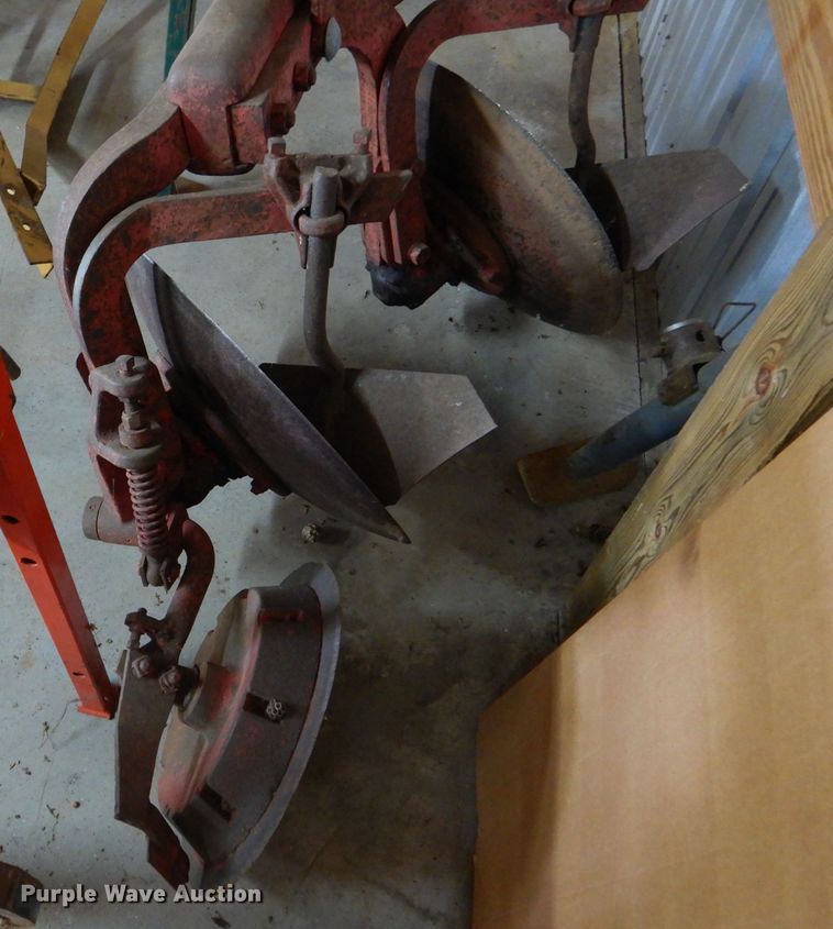 image for item HR9524 Two disk plow