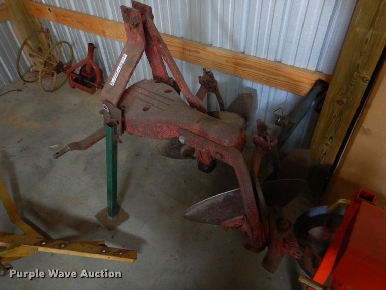 image for item HR9524 Two disk plow